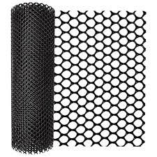 TELA PLAS POLLITO NEGRA 1/2 x 1.5mt 